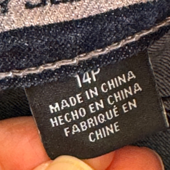 DKNY | Soho Boot Mid-Plus Size Mid Rise Stretchy Boho Bootcut Jeans - Picture 10 of 12